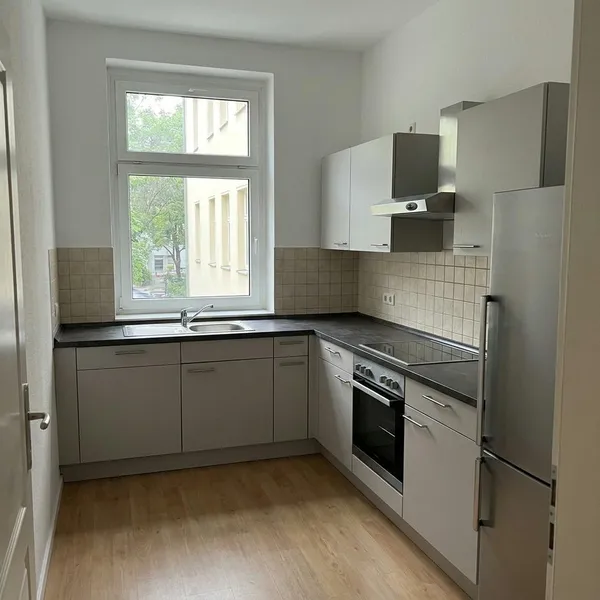 2-Zimmer-Wohnung mit Einbauküche in Berlin-Lichtenberg — photo 1
